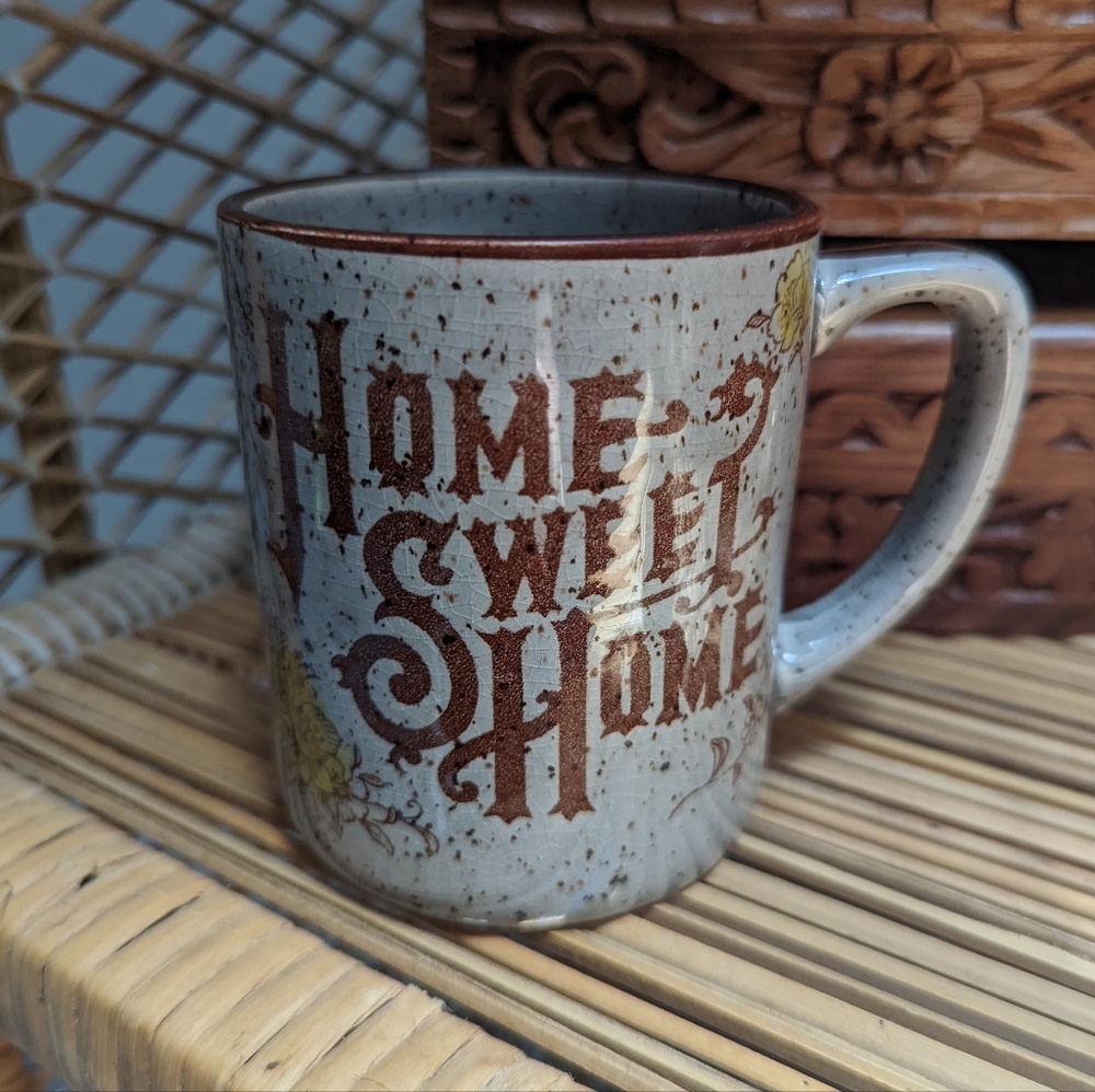 Home sweet home vintage mug